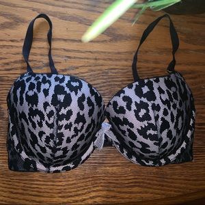 Victoria Secret Sexy Bra!